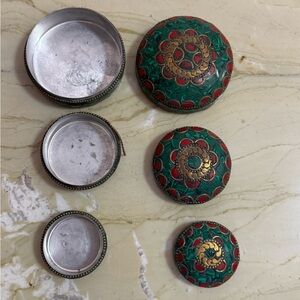 Artisanal Set of three handmade Round Trinket Boxes with traditional inlay work